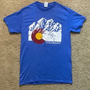 Blue Colorado Mountains T-Shirt Small